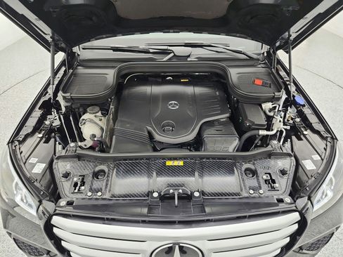 New 2026 Mercedes-Benz GLS 450 4MATIC image 12