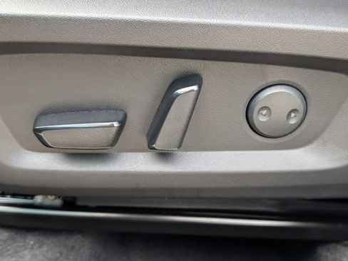 New 2026 Mitsubishi Outlander SE FWD image 14