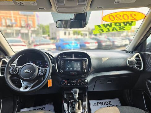 Used 2020 Kia Soul S image 9