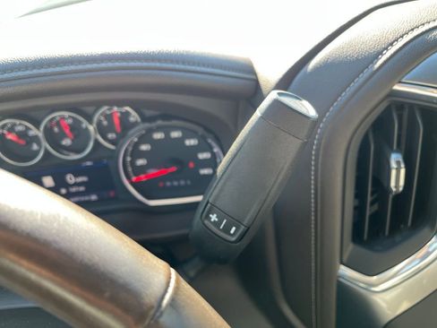 Used 2022 Chevrolet Silverado 1500 LTZ w/ LTZ Convenience Package II image 17