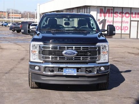 Certified 2023 Ford F250 XLT w/ FX4 Off-Road Package image 4