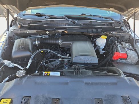 Used 2019 RAM 1500 Express image 18