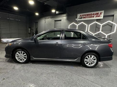 Used 2009 Toyota Corolla S image 3