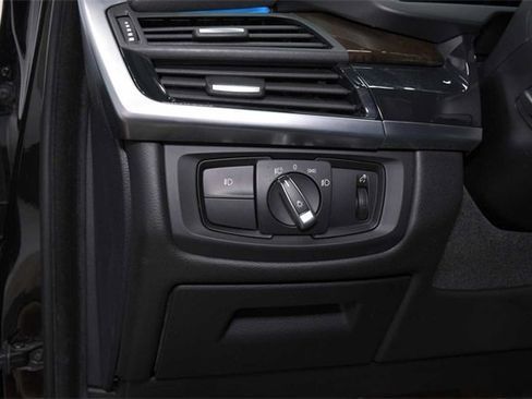 Used 2019 BMW X6 sDrive35i w/ Convenience Package image 29