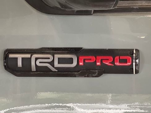 Used 2021 Toyota Tacoma TRD Pro AWD/4WD image 11