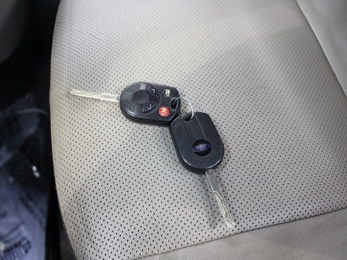 Used 2016 Ford Transit Connect Titanium image 36