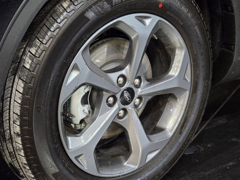 New 2025 Ford Escape ST-Line w/ Tech Pack #1 image 16