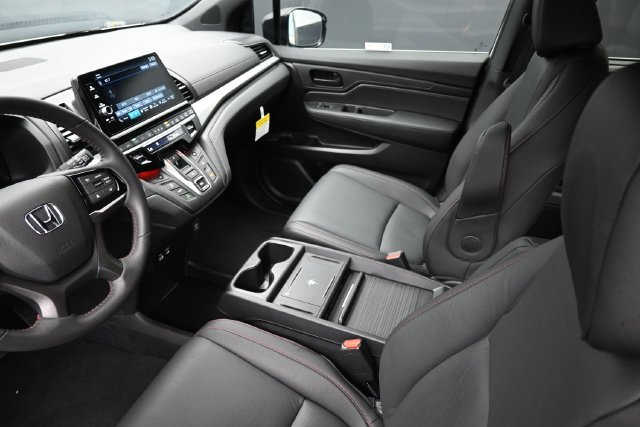 Certified 2026 Honda Odyssey Sport-L image 17
