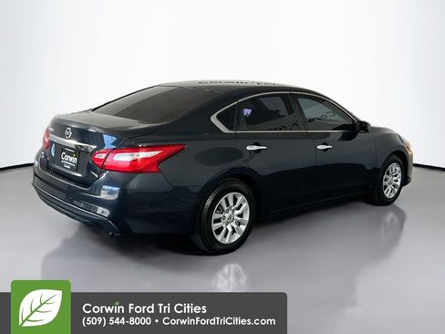Used 2016 Nissan Altima 2.5 S w/ Power Driver Seat Package FWD image 16