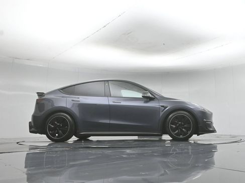 Used 2023 Tesla Model Y Long Range AWD/4WD image 47