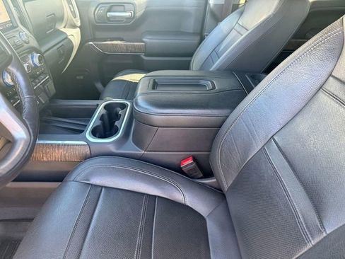Used 2019 GMC Sierra 1500 Denali w/ Driver Alert Package II AWD/4WD image 17