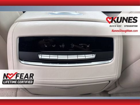 Used 2023 Cadillac Escalade Sport Platinum image 40