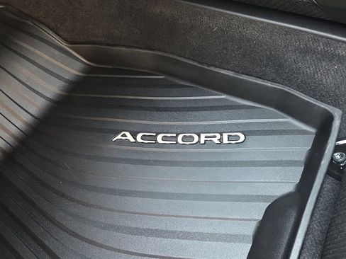 Used 2025 Honda Accord LX image 41