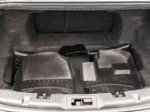 Used 2014 Ford Taurus SEL w/ Equipment Group 201A image 25