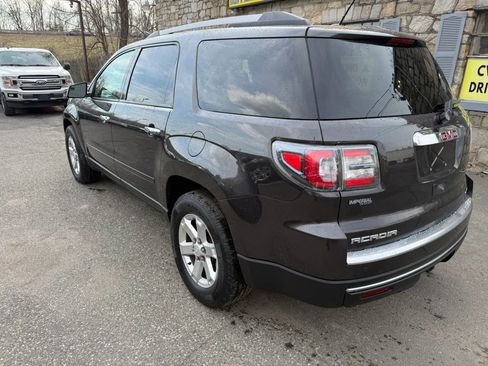 Used 2014 GMC Acadia SLE image 6