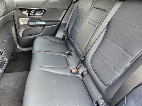 Certified 2025 Mercedes-Benz GLC 300 4MATIC image 12