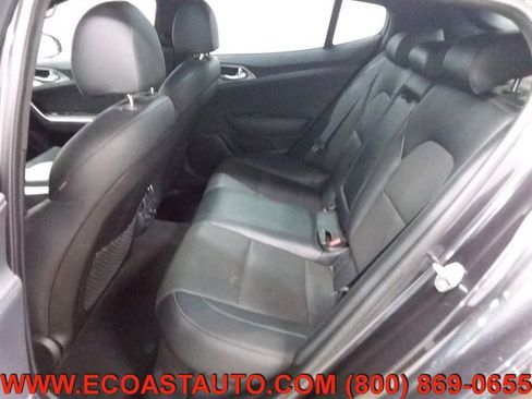 Used 2019 Kia Stinger GT image 12