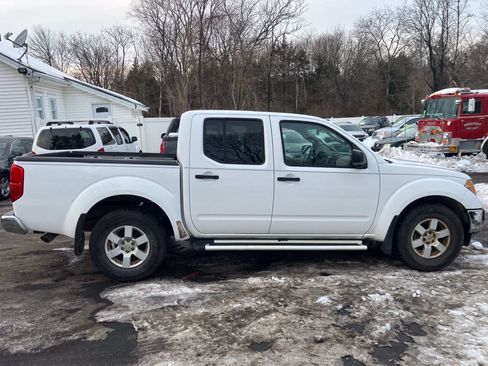 Used 2005 Nissan Frontier NISMO RWD image 5