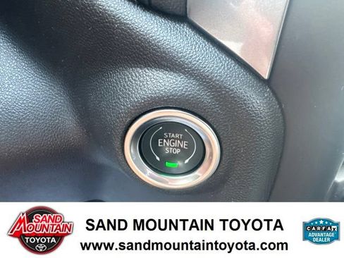 Used 2022 Chevrolet Silverado 1500 RST w/ Convenience Package II AWD/4WD image 18