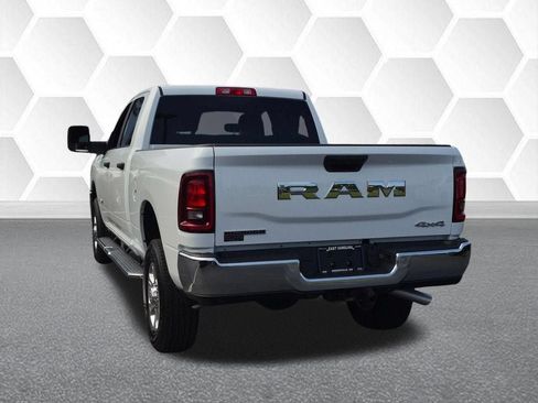 Used 2026 RAM 2500 Big Horn AWD/4WD image 5