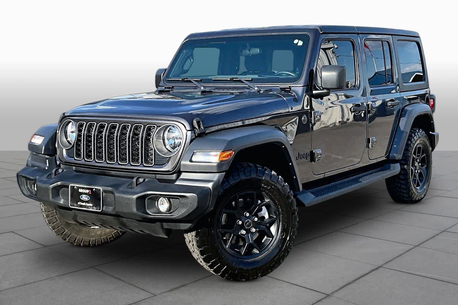 Used 2025 Jeep Wrangler Unlimited Sport AWD/4WD image 35