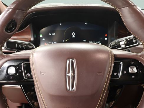 Used 2023 Lincoln Aviator Black Label image 11