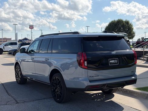New 2027 Ford Expedition Max Platinum w/ Stealth Performance Package AWD/4WD image 4