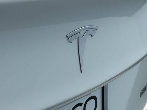 Used 2023 Tesla Model 3 Standard Range RWD image 10
