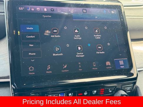 Used 2023 Jeep Grand Cherokee Limited w/ Luxury Tech Group II AWD/4WD image 27