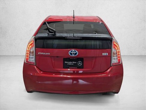 Used 2015 Toyota Prius Two image 7