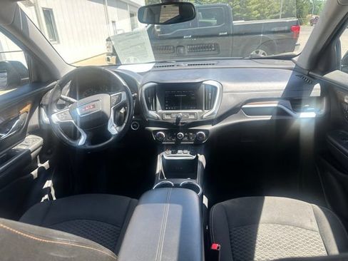 Used 2018 GMC Terrain SLE w/ Driver Convenience Package FWD image 14