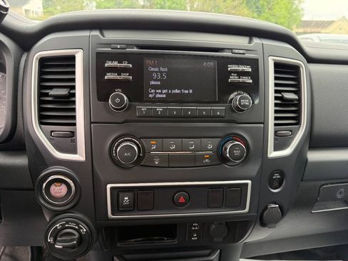 Used 2018 Nissan Titan S w/ S Utility Package AWD/4WD image 20
