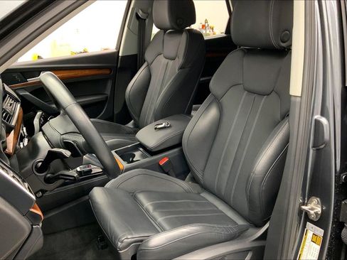 Certified 2023 Audi Q5 2.0T Premium Plus w/ Premium Plus Package image 17