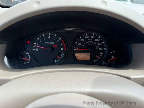 Used 2014 Nissan Frontier SV RWD image 22