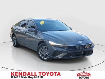 Used 2024 Hyundai Elantra Blue