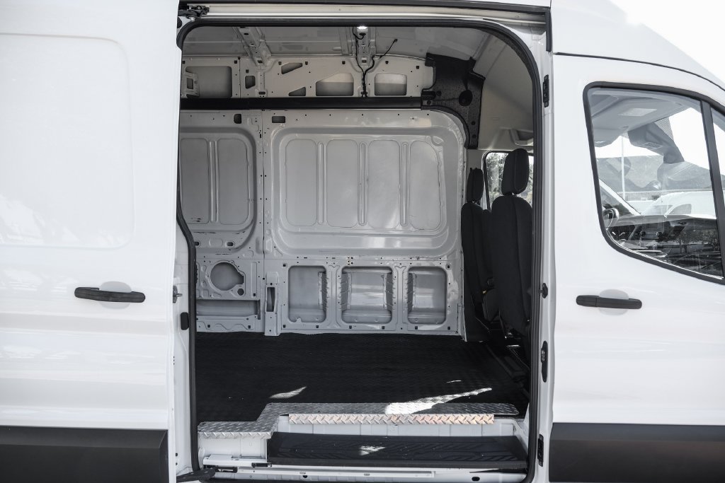 Used 2023 Ford Transit 250 148 High Roof AWD image 37