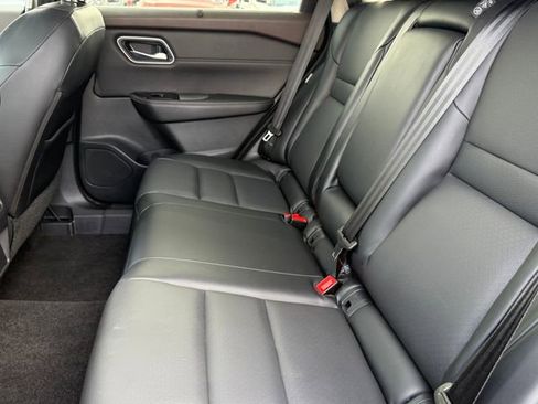Used 2021 Nissan Rogue SV w/ Premium Package FWD image 26