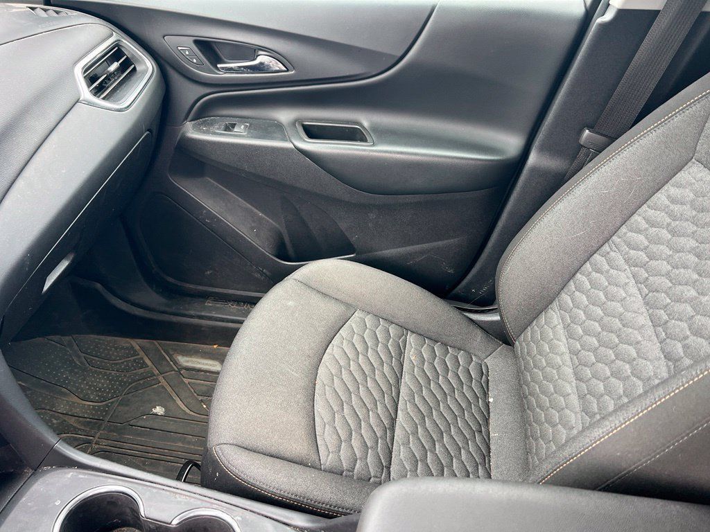Used 2019 Chevrolet Equinox LT AWD/4WD image 10