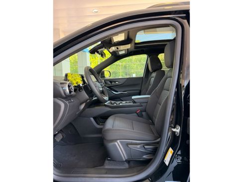 New 2026 Chevrolet Equinox LT w/ Midnight Edition FWD image 13