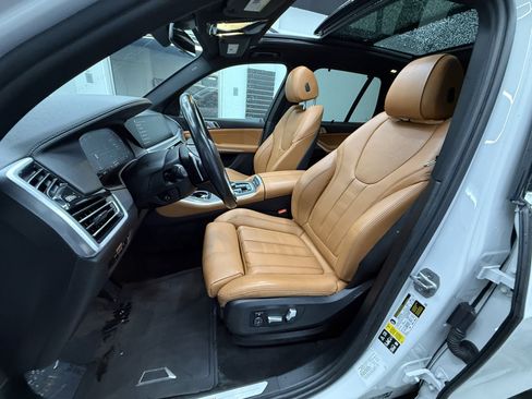 Used 2022 BMW X5 xDrive40i AWD/4WD image 12