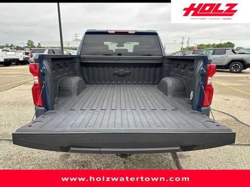 Certified 2024 Chevrolet Silverado 1500 RST w/ Z71 Off-Road Package AWD/4WD image 5