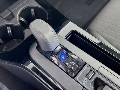 Used 2023 Toyota Prius LE image 20