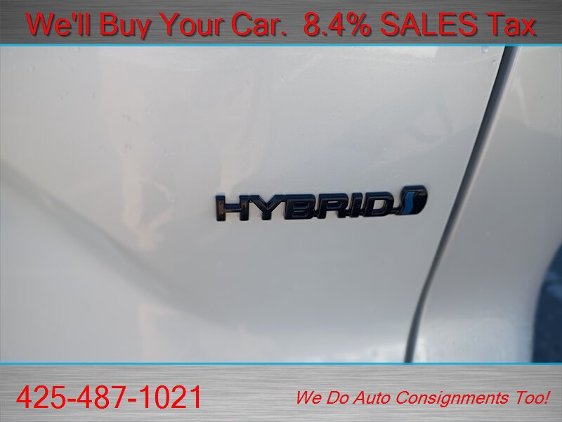 Used 2024 Toyota Corolla Cross AWD Hybrid image 32