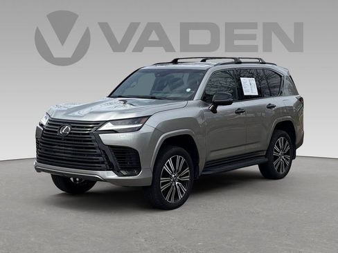 Used 2024 Lexus LX 600 4WD w/ Appearance Package image 26