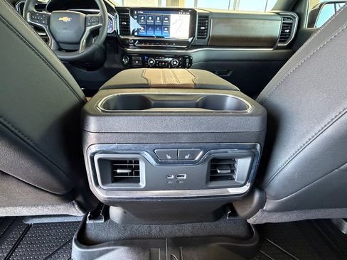 Used 2026 Chevrolet Silverado 1500 High Country RWD image 26
