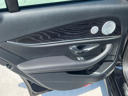 Used 2020 Mercedes-Benz E 350 Sedan image 22