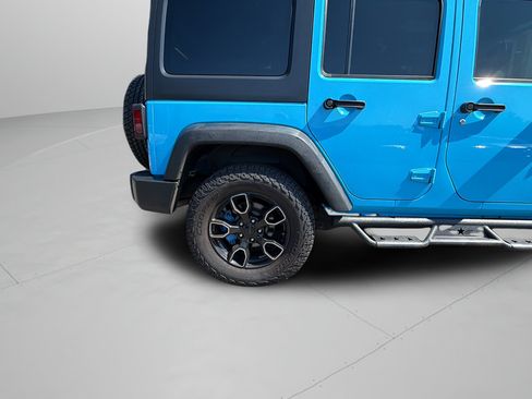Used 2018 Jeep Wrangler Unlimited Sport S AWD/4WD image 15