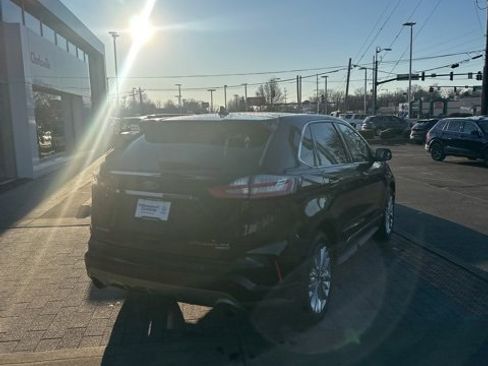 Used 2020 Ford Edge Titanium w/ Equipment Group 301A image 8