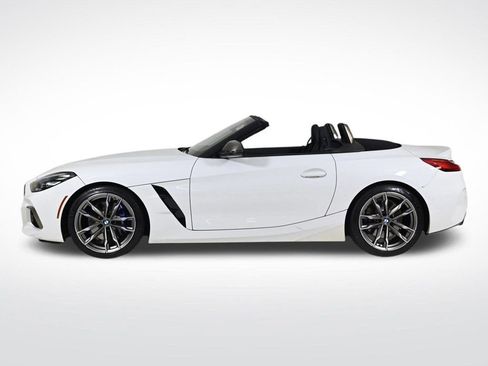 Used 2020 BMW Z4 M40i w/ Executive Package image 2
