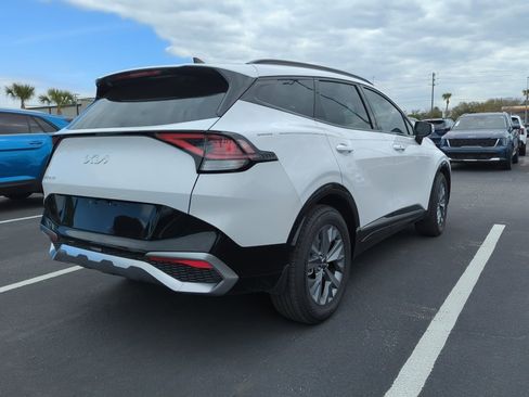 Certified 2025 Kia Sportage SX image 10
